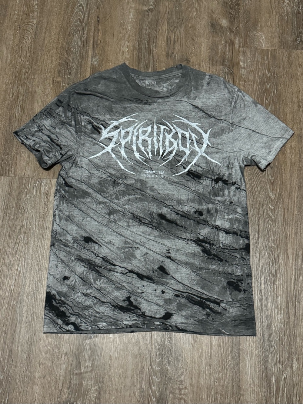 Spiritbox tsunami sea tour shirt